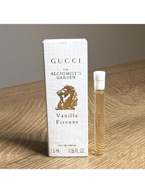 Gucci The Alchemist’s Garden VANILLA FIRENZE Eau de Parfum 1.5ml/0.05oz